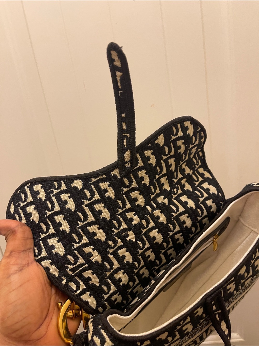Authentic Christian Dior, please check or picture of condition - Picture 14 of 17